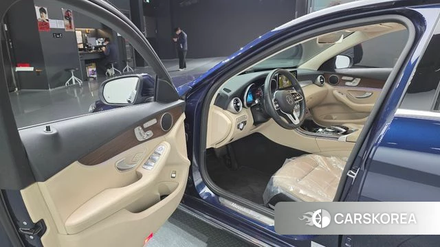 Mercedes-Benz C-Class W205 2019 Синий из Кореи, фото 2