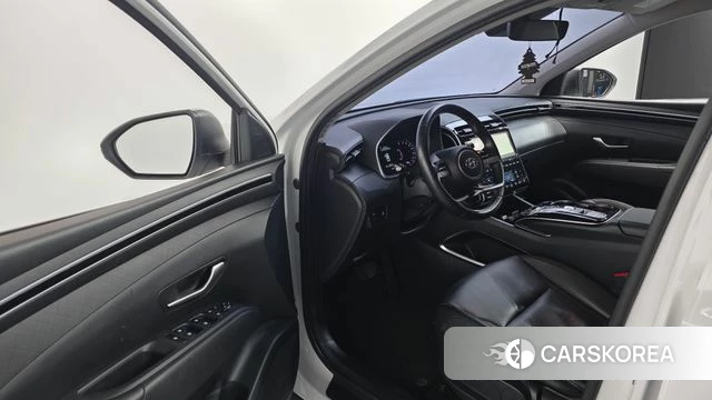 Hyundai Tucson (NX4) 2021 Белый из Кореи, фото 2