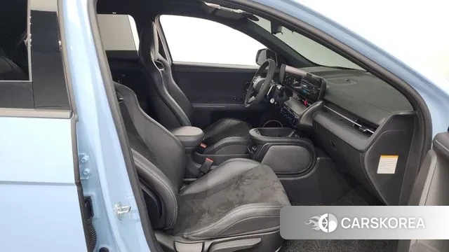 Hyundai Ionic 5 2024 Небесно-голубой из Кореи, фото 2