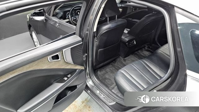 Kia K8 2022 Черный из Кореи, фото 2