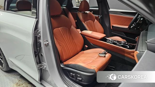 Kia The New K5 3rd generation 2024 Серебристо-серый из Кореи, фото 2