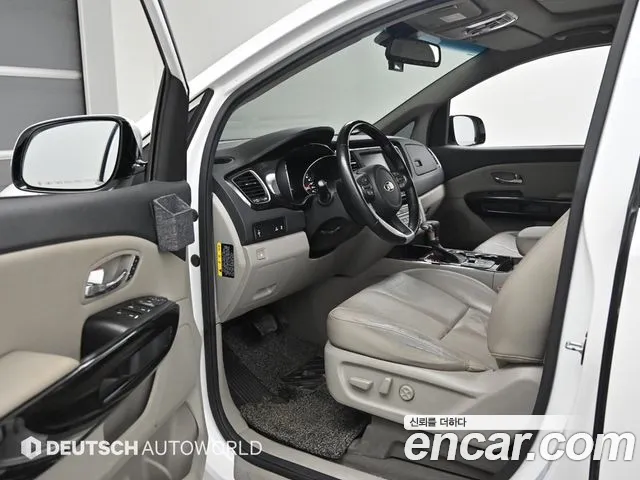 Kia The New Carnival 2018 Белый из Кореи, фото 2