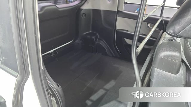 Kia The New Kia Ray 2023 Белый из Кореи, фото 2