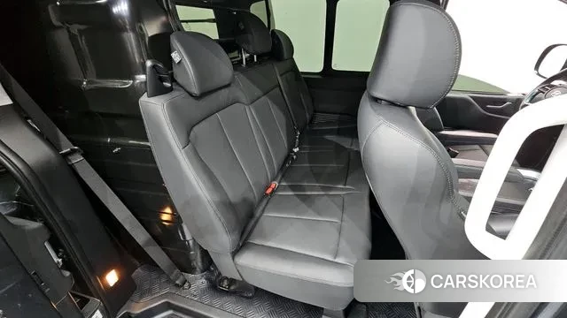 Hyundai Staria 2023 Серый из Кореи, фото 2