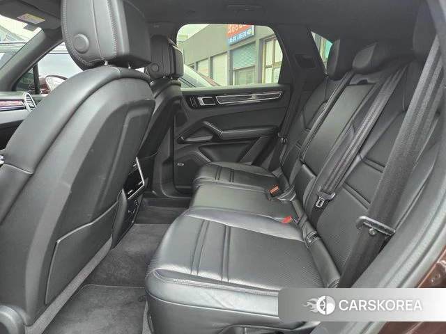 Porsche Cayenne (PO536) 2021 Коричневый из Кореи, фото 2