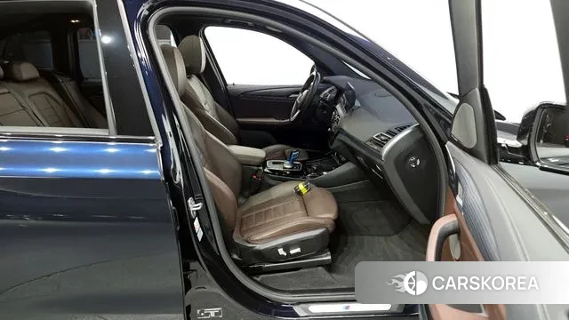 BMW iX3 2022 Черный из Кореи, фото 2