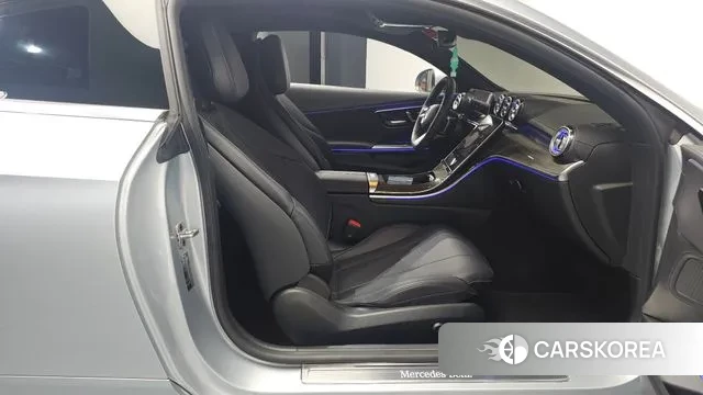 Mercedes-Benz CLE-Class C236 2024 Серебряный из Кореи, фото 2