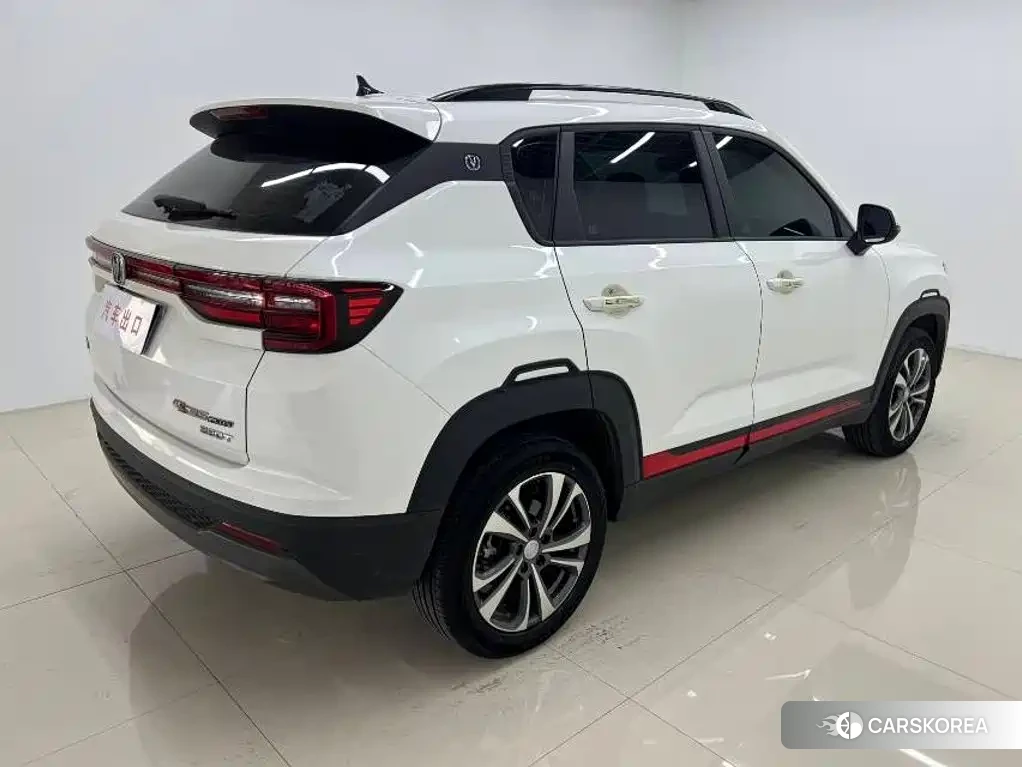 Chang'an CS35PLUS 2023 Белый из Китая, фото 2