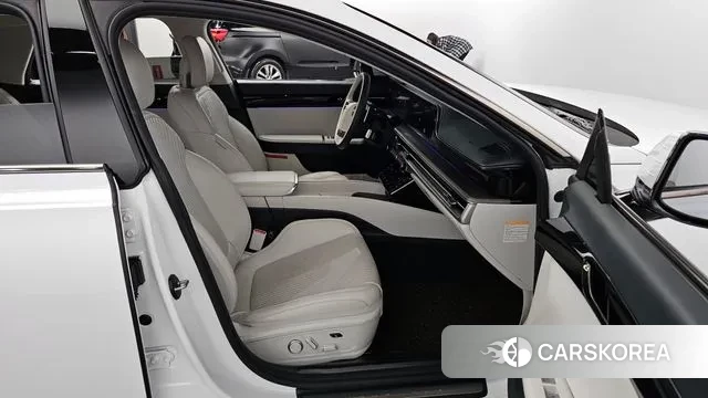 Hyundai Grandeur Hybrid (GN7) 2023 Белый из Кореи, фото 2