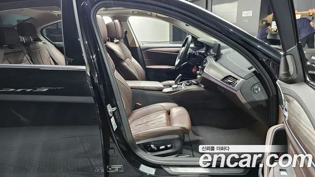 BMW 5 Series (G30) 2021 Черный из Кореи, фото 2