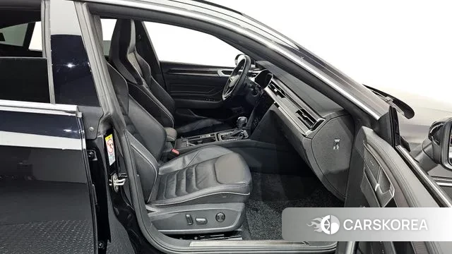 Volkswagen Arteon 2022 Черный из Кореи, фото 2