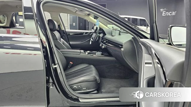 Genesis G80 (RG3) 2022 Черный из Кореи, фото 2