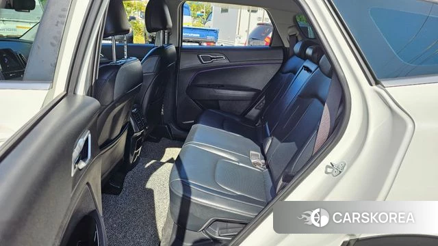 Kia Sportage 5th Generation Hybrid 2022 Белый из Кореи, фото 2
