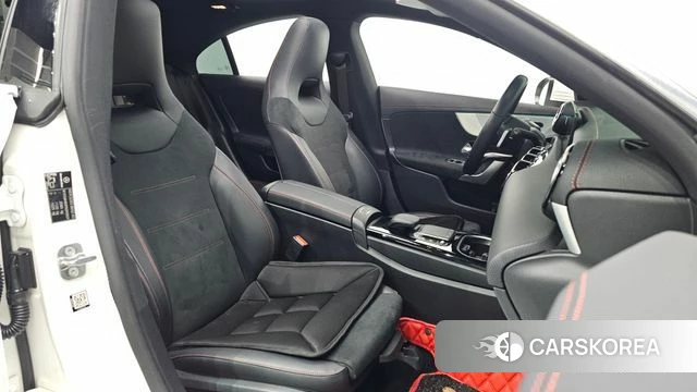 Mercedes-Benz CLA-Class C118 2023 Белый из Кореи, фото 2