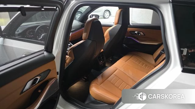 BMW 3 Series (G20) 2022 Белый из Кореи, фото 2