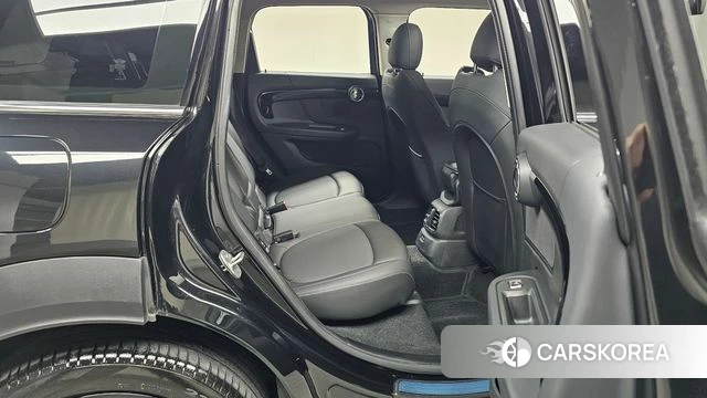 Mini Cooper Countryman 2023 Черный из Кореи, фото 2