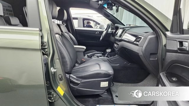 Ssangyong The New Rexton Sport 2022 Темно-зеленый из Кореи, фото 2