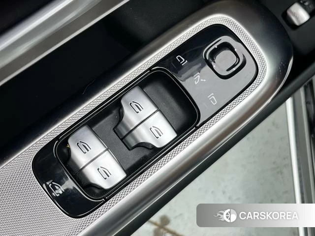 Mercedes-Benz E-class 2025 Черный из Китая, фото 2