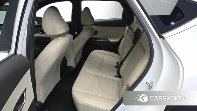 Hyundai Kona (SX2) 2023 Белый из Кореи, фото 2