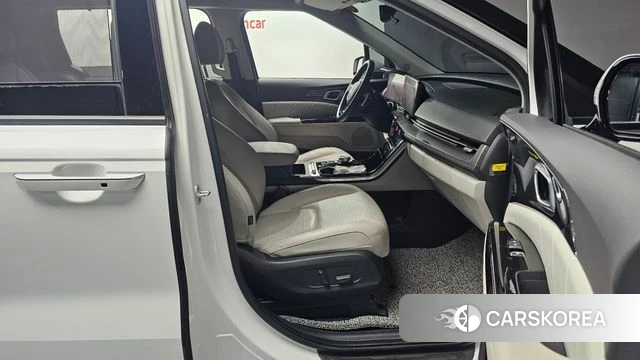 Kia Carnival 4th generation 2022 Белый из Кореи, фото 2