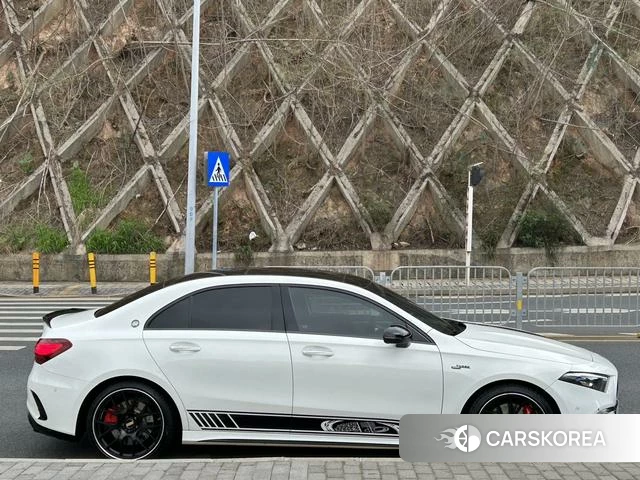 Mercedes-Benz Class A AMG 2024 Белый из Китая, фото 2