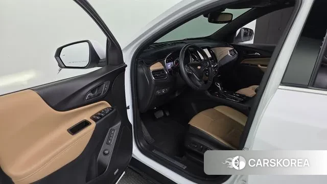 Chevrolet (GM Daewoo) The New Equinox 2022 Белый из Кореи, фото 2