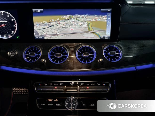 Mercedes-Benz E-Class W213 2018 Черный из Кореи, фото 2