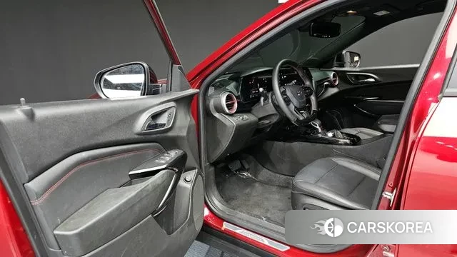 Chevrolet (GM Daewoo) Trax Crossover 2023 Красный из Кореи, фото 2