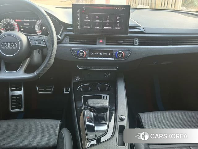 Audi A4L 2023 Белый из Китая, фото 2