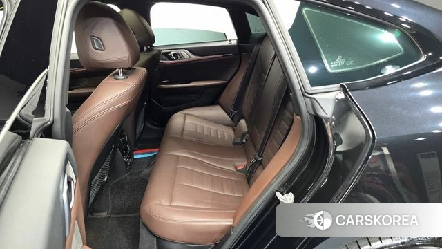 BMW i4 2022 Черный из Кореи, фото 2