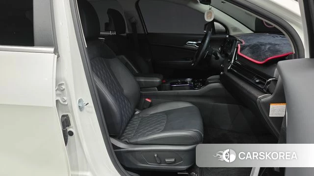 Kia Sportage 5th Generation Hybrid 2023 Белый из Кореи, фото 2