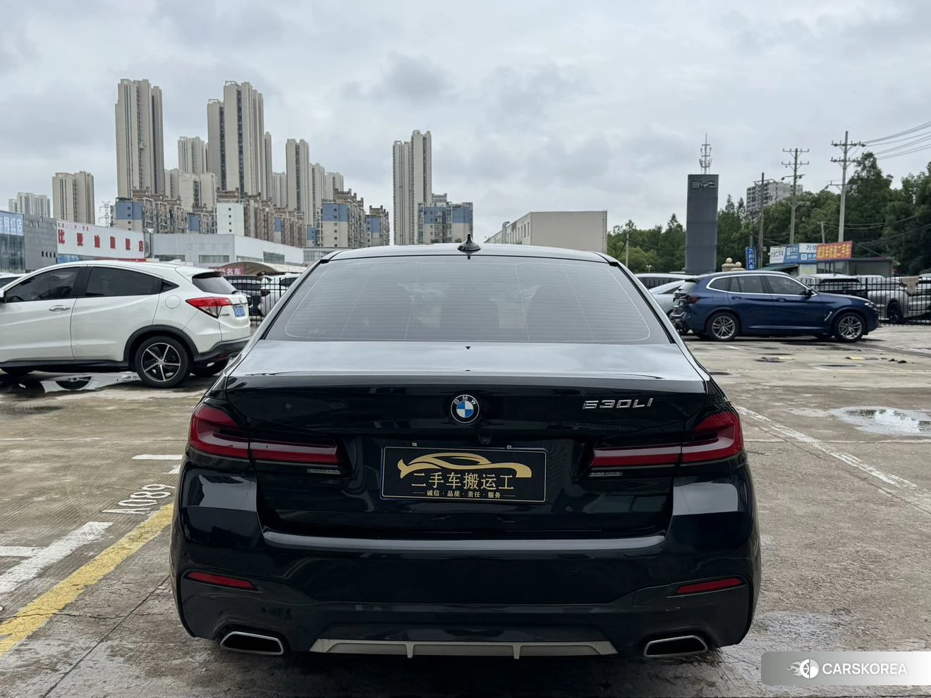BMW 5 series 2022 Черный из Китая, фото 2
