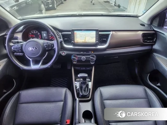 Kia Stonic 2018 Белый из Кореи, фото 2