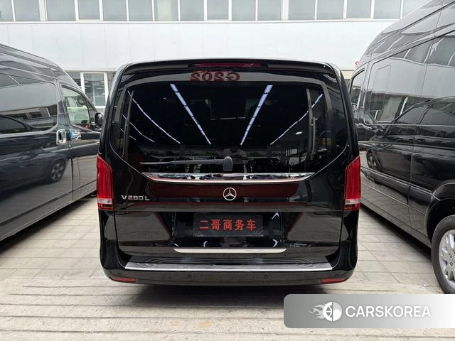 Mercedes-Benz V-class 2023 Черный из Китая, фото 2