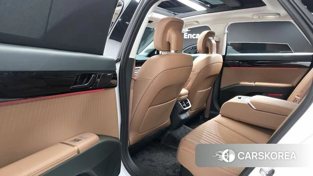Hyundai Grandeur Hybrid (GN7) 2024 Белый из Кореи, фото 2
