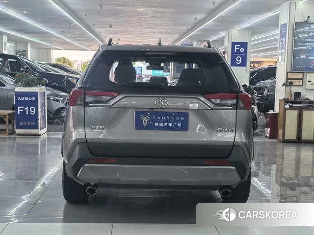 Toyota RAV4 Rongfang 2022 Серебристо-серый из Китая, фото 2