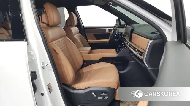 Hyundai Santa Fe (MX5) 2024 Белый из Кореи, фото 2