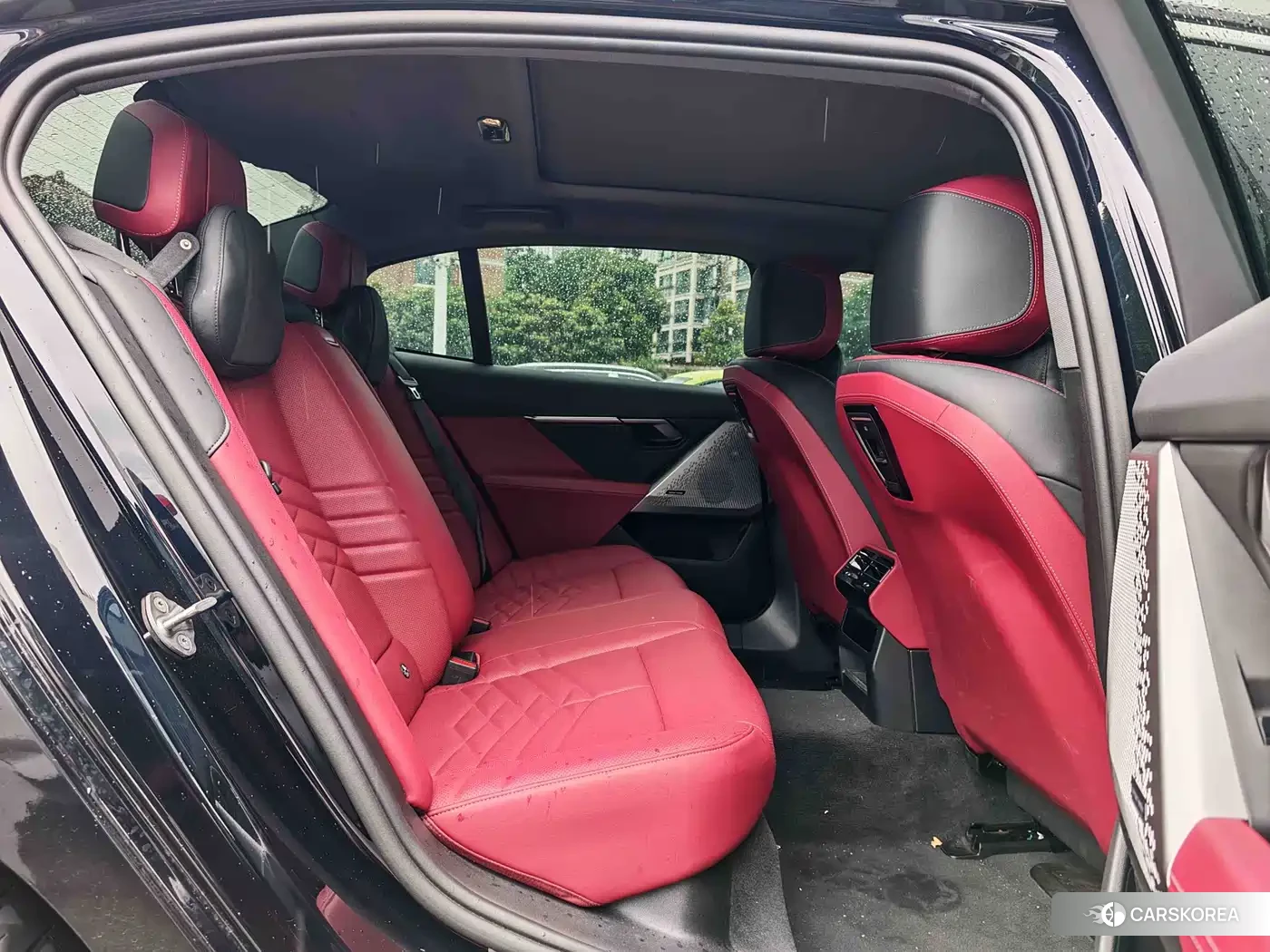 BMW i5 2024 Черный из Китая, фото 2