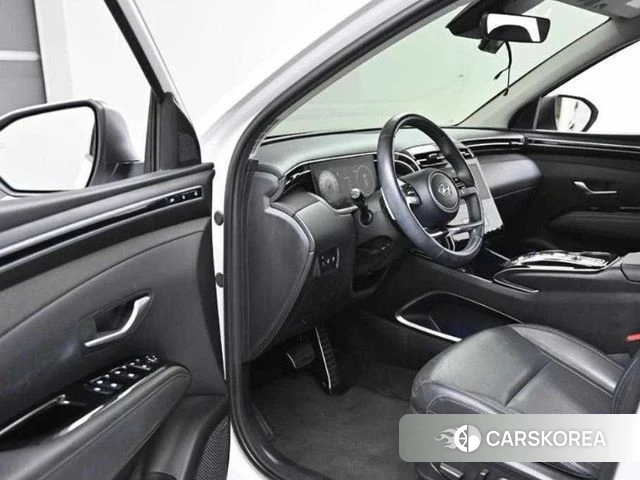 Hyundai Tucson (NX4) 2022 Белый из Кореи, фото 2