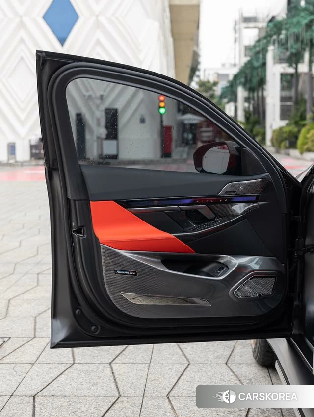 BMW M5 PHEV id 3908795 из Китая 2