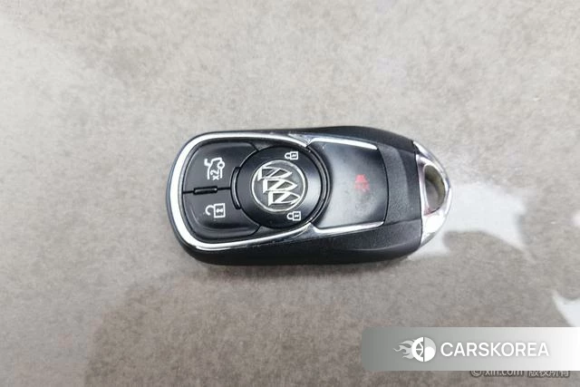 Buick Regal 2020 Красный из Китая, фото 2