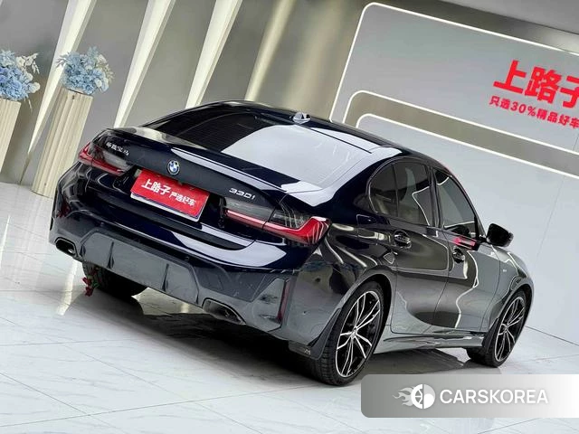BMW 3 series 2023 Черный из Китая, фото 2