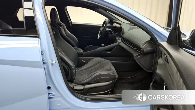 Hyundai Avante (CN7) 2022 Небесно-голубой из Кореи, фото 2