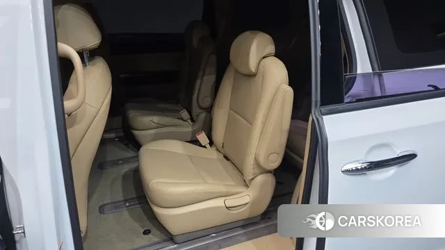 Kia The New Carnival 2018 Белый из Кореи, фото 2