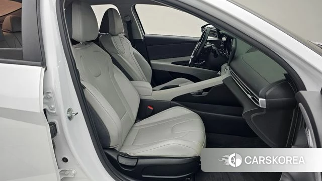 Hyundai Avante (CN7) 2021 Белый из Кореи, фото 2