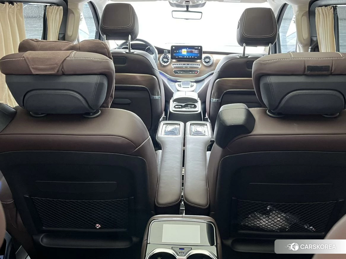 Mercedes-Benz V-class 2022 Черный из Китая, фото 2