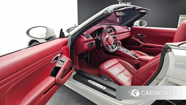 Porsche 718 Boxster 2022 Серый из Кореи, фото 2