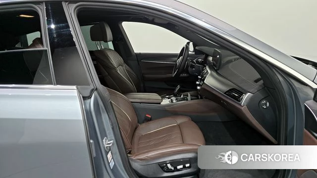 BMW 6 Series GT (G32) 2023 Серый из Кореи, фото 2