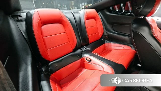Ford Mustang 2019 Черный из Кореи, фото 2