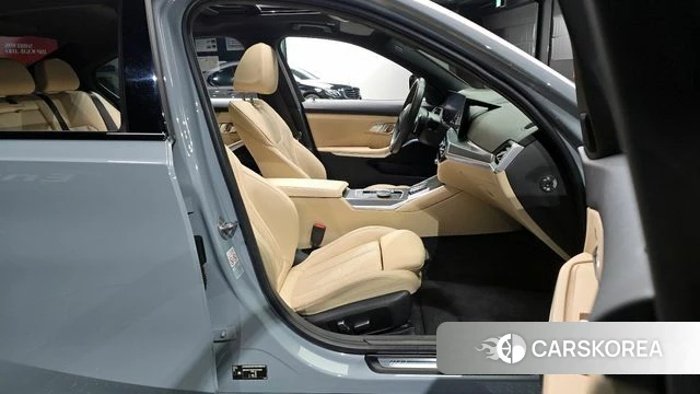 BMW 3 Series (G20) 2022 Цвет галактики из Кореи, фото 2